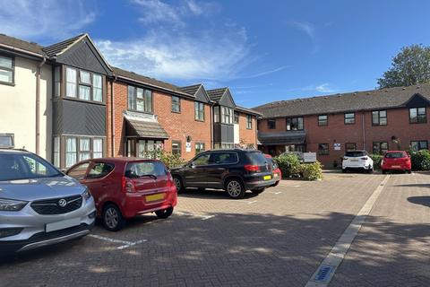 1 bedroom flat for sale, Queen Street, Deal, CT14