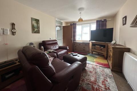 1 bedroom flat for sale, Queen Street, Deal, CT14