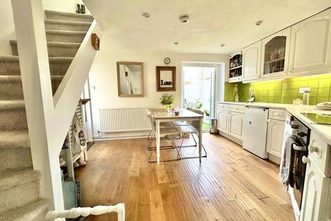 3 bedroom end of terrace house for sale, Arundel Road, Littlehampton, BN17