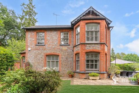 undefined, Stoke Row Road, Henley-On-Thames, RG9
