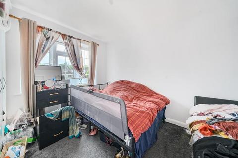 2 bedroom flat for sale, Slough,  Berkshire,  SL1