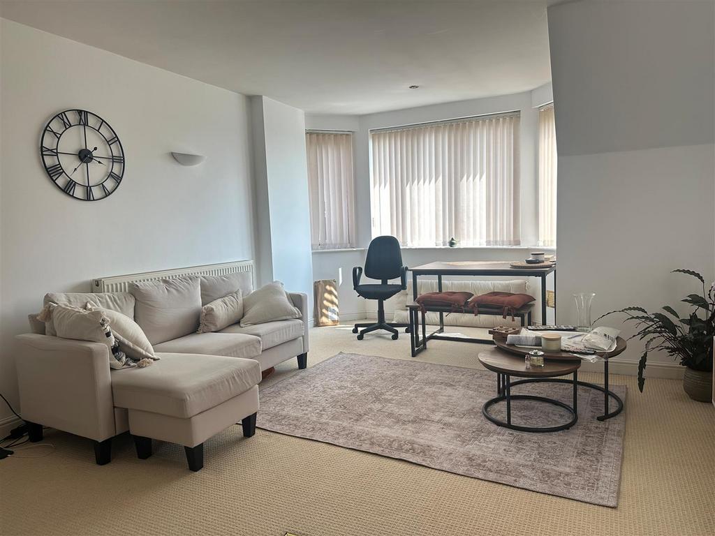 Open Plan Lounge.jpg