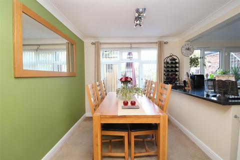 21 Baker Avenue, Hatfield Peverel, Chelmsford, CM3 2LH