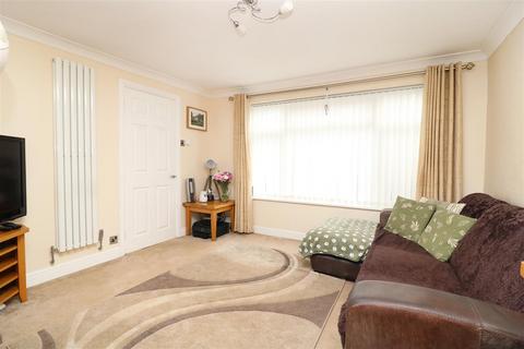 21 Baker Avenue, Hatfield Peverel, Chelmsford, CM3 2LH