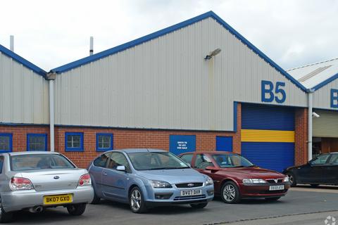 Warehouse to rent, Bridgnorth Rd Madeley TF7 4JB
