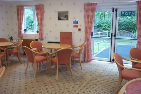 1 bedroom apartment for sale, Guardian Lodge, Peckforton Close, In The Heart Of Gatley Village