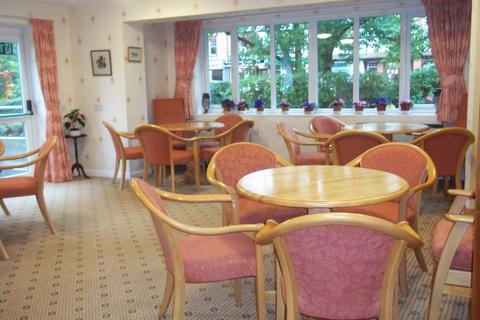1 bedroom apartment for sale, Guardian Lodge, Peckforton Close, In The Heart Of Gatley Village