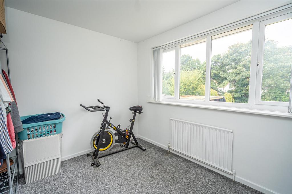 16 Queens Road (18).jpg