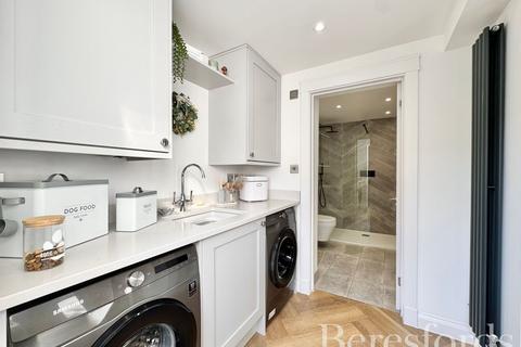 22 Hedingham Road, Hornchurch, RM11 3QA