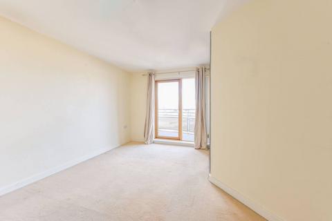 2 bedroom flat for sale, 2 Pancras Way, London E3