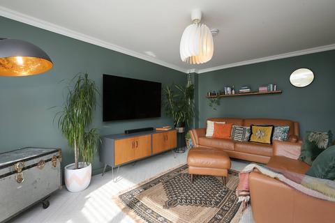 4 bedroom detached house for sale, 11 Abercromby Crescent, East Calder, Livingston, EH53 0GX