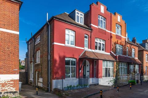 Chatsworth Road, Mapesbury Estate, London, NW2