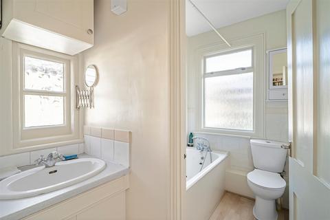 4 bedroom maisonette for sale, Cowley Road, Mortlake, London, SW14