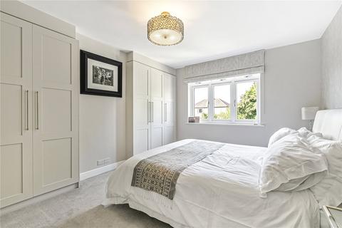 3 bedroom semi-detached house for sale, Alton Gardens, Twickenham, TW2