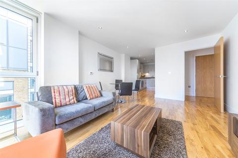 1 bedroom apartment for sale, The Crescent, London SE8