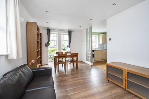 1 bedroom flat to rent, Equity Square, E2, Shoreditch, London, E2