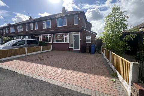 undefined, Dyserth Grove, Reddish