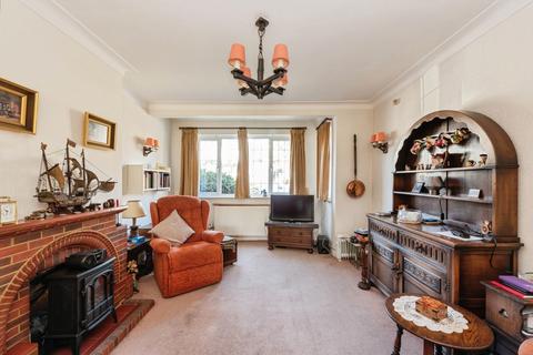 undefined, Cypress Avenue, Whitton, Twickenham TW2