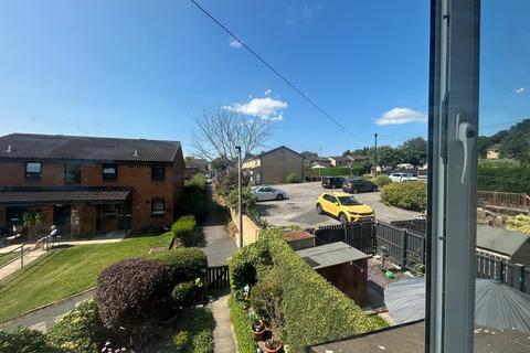 28 Acaster Drive, Low Moor, Bradford, BD12 0BE