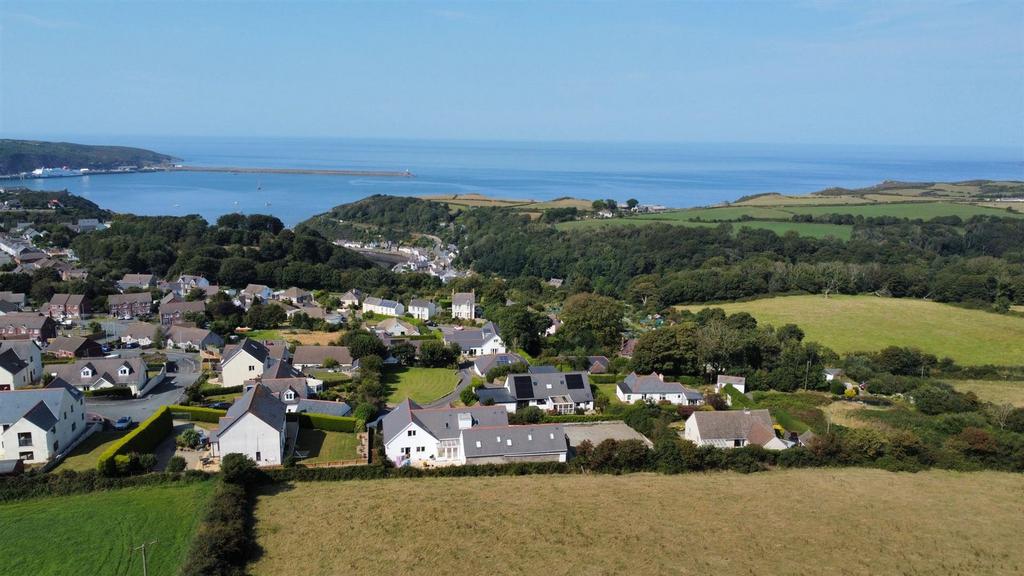 Highview,, Plas-y-Fron Fishguard,...
