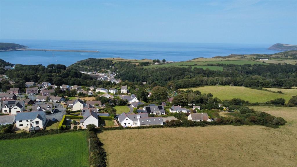 Highview,, Plas-y-Fron Fishguard,...