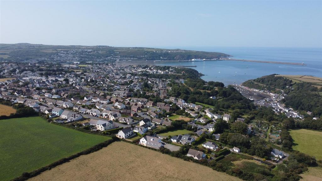 Highview,, Plas-y-Fron Fishguard,...