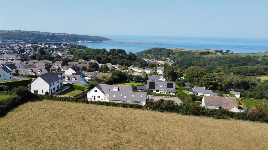 Highview,, Plas-y-Fron Fishguard,...
