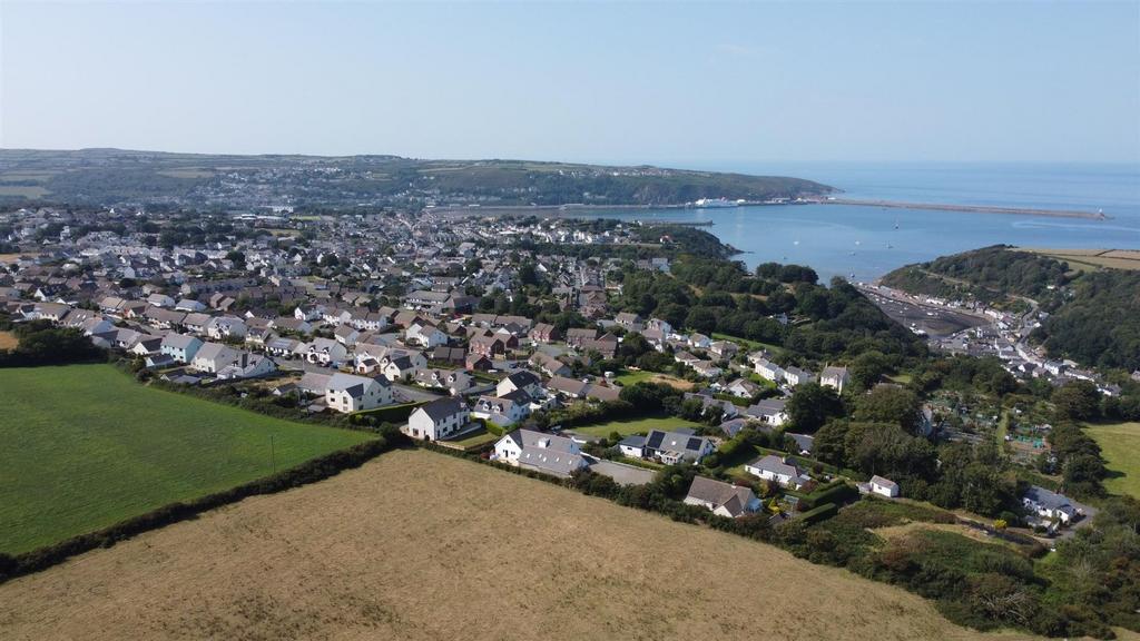 Highview,, Plas-y-Fron Fishguard,...