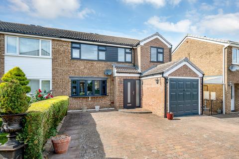 5 bedroom semi-detached house for sale, Welland Way, Oakham