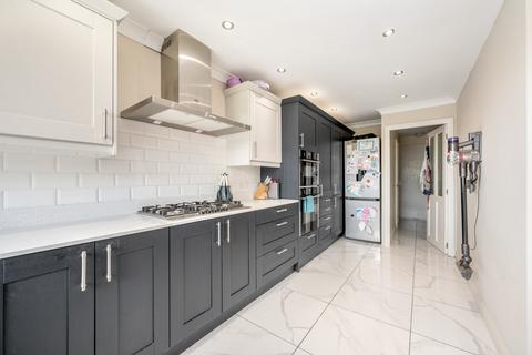 5 bedroom semi-detached house for sale, Welland Way, Oakham