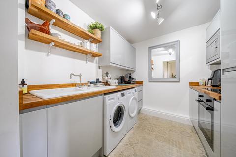 61 Cray Road, Sidcup, DA14 5DE