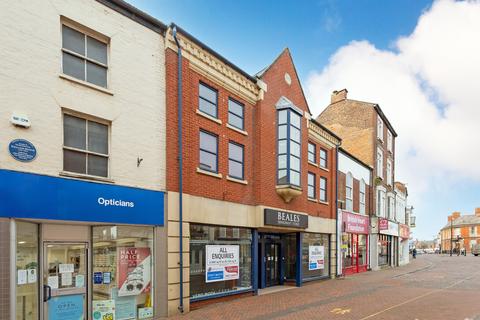 Retail property (high street) to rent, 7 Market Pl Spalding PE11 1SL