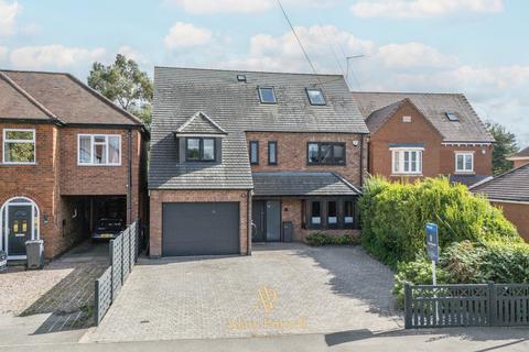 Coventry Road, Burbage, LE10