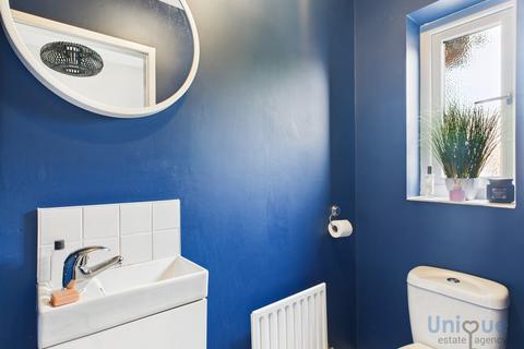 10 Bescot Way, Thornton-cleveleys, FY5 3QA