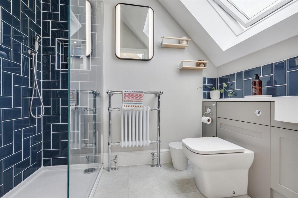 Ensuite 4.jpeg