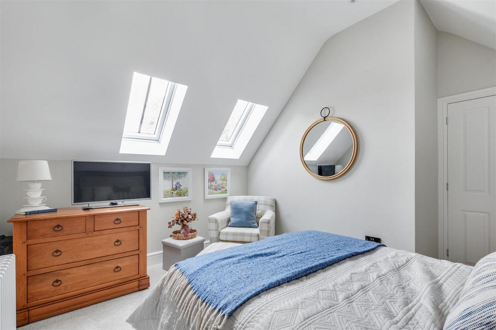 Bedroom 2 2.jpeg