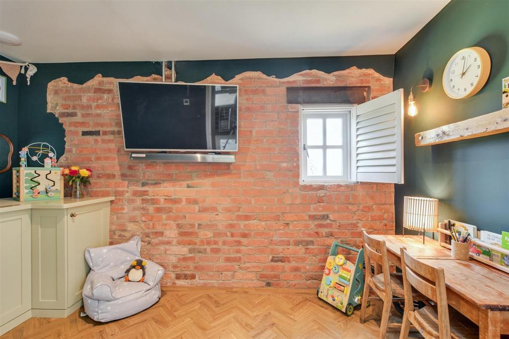 Play Room 1.jpeg
