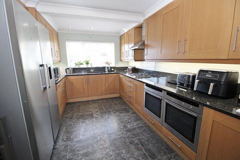 4 bedroom detached house for sale, The Quantocks, Flitwick
