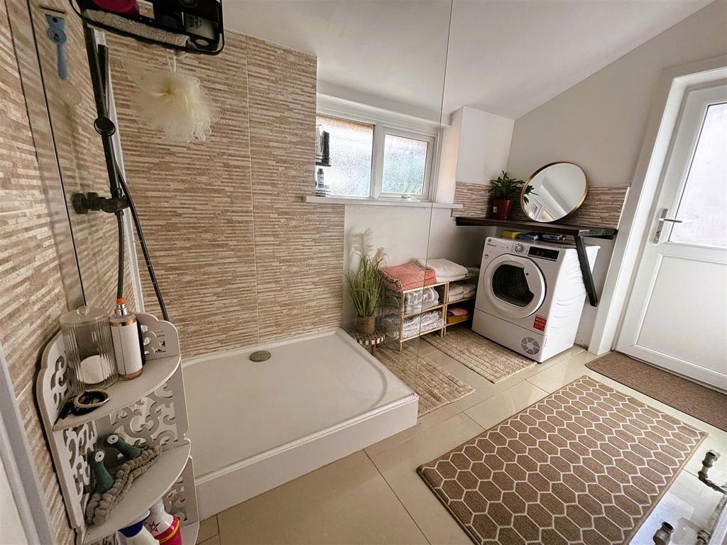 Utility Room\Shower Room
