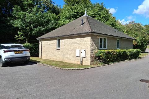 2 bedroom bungalow to rent, Dorchester Close, Oxford OX3