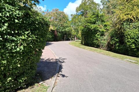 2 bedroom bungalow to rent, Dorchester Close, Oxford OX3