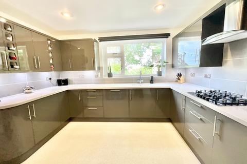 27 Graffam Grove, Cheadle, Stoke-on-trent, ST10 1SP