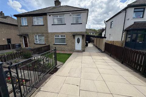 3 bedroom semi-detached house for sale, Uplands Grove, Queensbury, Bradford