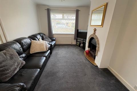 3 bedroom semi-detached house for sale, Uplands Grove, Queensbury, Bradford
