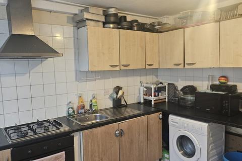 undefined, Rowntree Path, London SE28