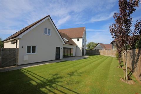 undefined, Warmlake Orchard, Sutton Valence, Maidstone