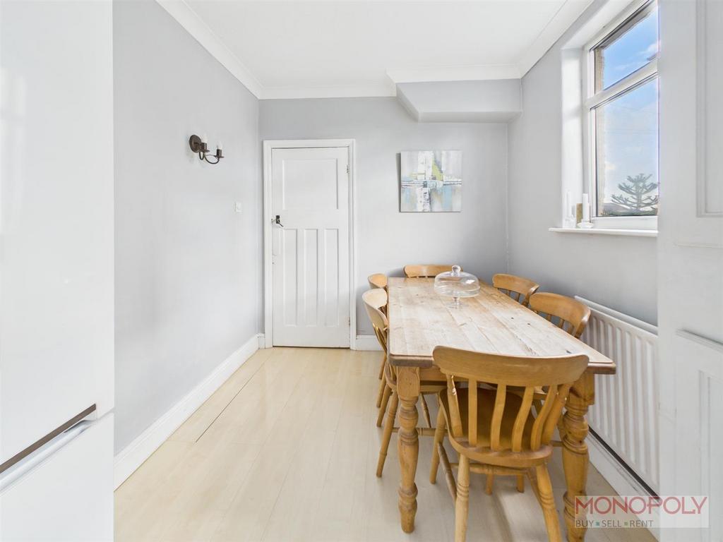 Breakfast room