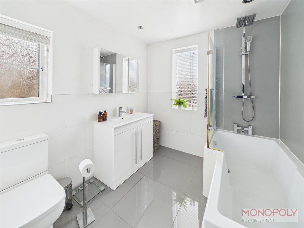 Family bathroom