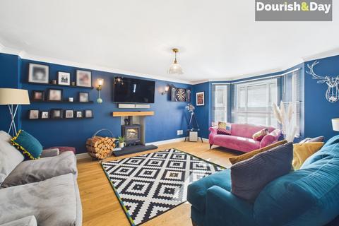 undefined, Swan Close, Stafford ST16