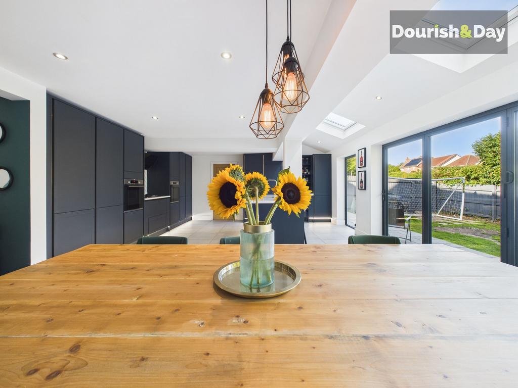 Kitchen / Living Diner